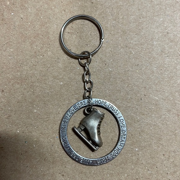 Skate keychain - Picture 1 of 1